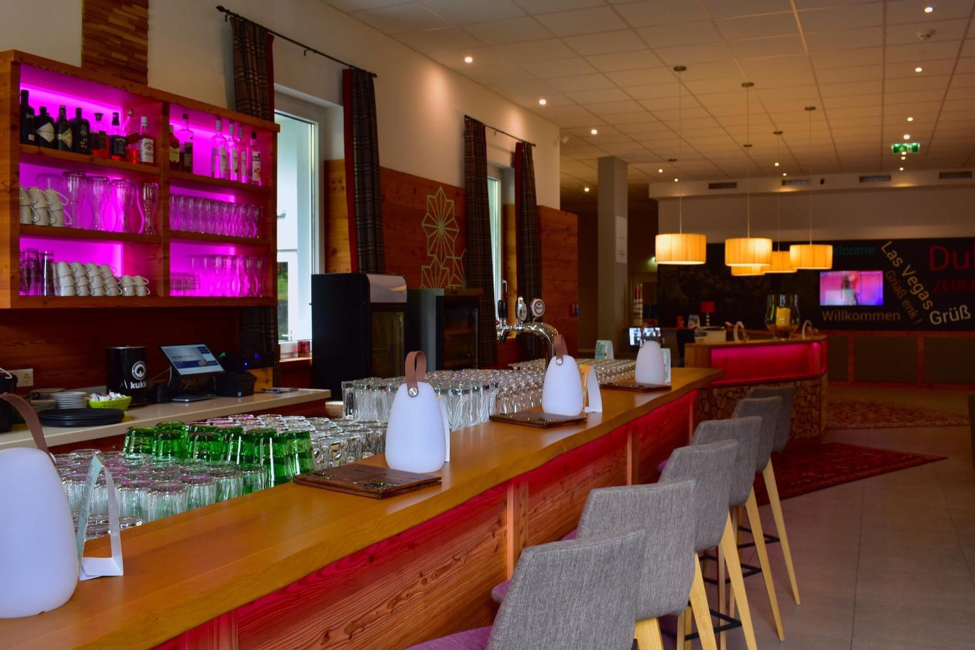 Sporthotel Zederhaus Ngoại thất bức ảnh